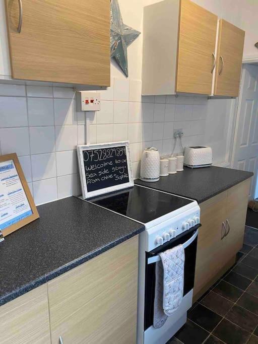 Beautiful 2 Bedroom House Close To The Seaside Cleethorpes Eksteriør bilde