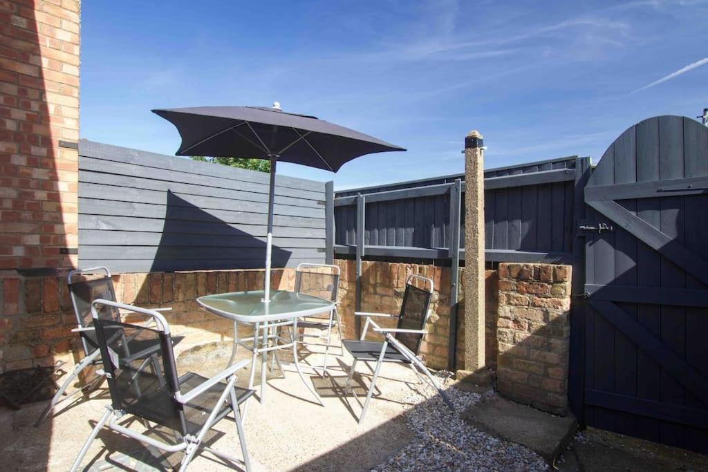 Beautiful 2 Bedroom House Close To The Seaside Cleethorpes Eksteriør bilde